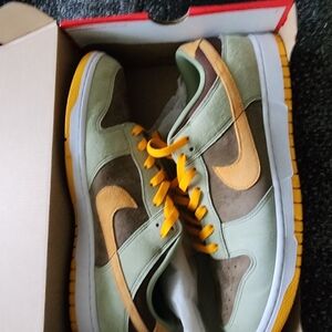 Nike Men's Multicolor Sneakers